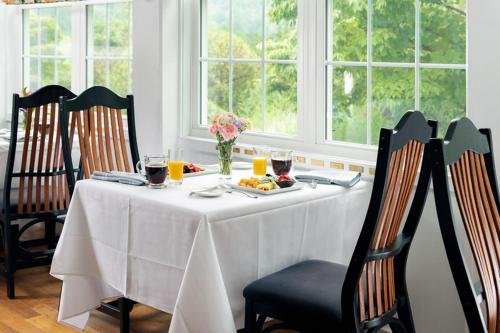 Ashby Inn & Restaurant - 레스토랑