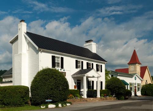 Ashby Inn & Restaurant - image 2