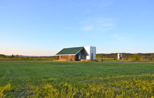 Woodhouse Cottages And Ranch - Accommodation - Prince George