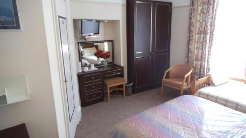 Thalatta Guest House 1