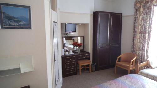 Thalatta Guest House 4