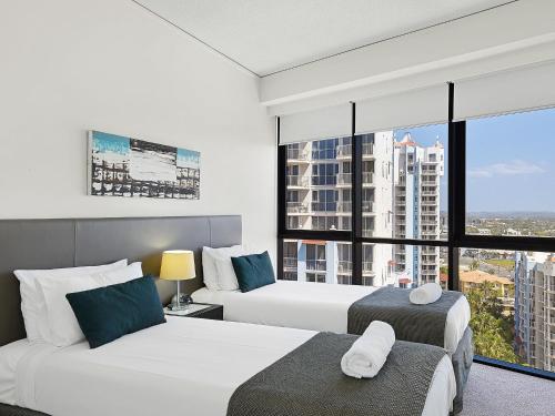 Hinterland Views 2BR apartment - Sierra Grand - CoastHM - image 4