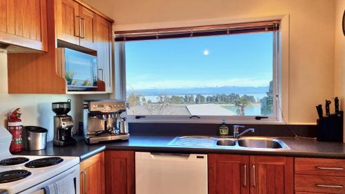 Kimberley Three - Nelson Waterfront Penthouse, Nelson (fotografie 10)