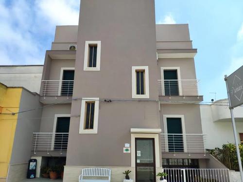 外部景觀, 阿爾伯格普利瑪維拉旅館 (Albergo Primavera) in 波爾托切薩雷奧市中心