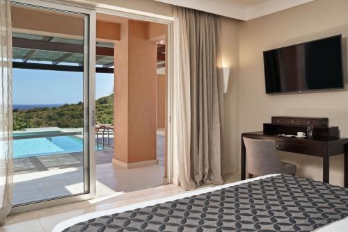 Suite with Private Pool Sea View