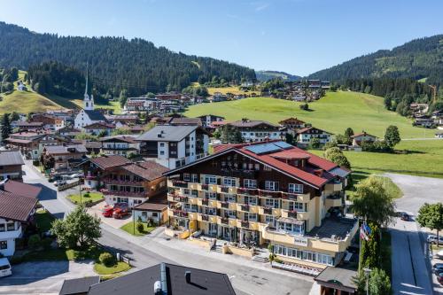 Apparthotel Tom Sojer - Accommodation - Ellmau