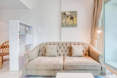 Breezy 1BR at Marina Views B Dubai Marina by Deluxe Holiday Homes