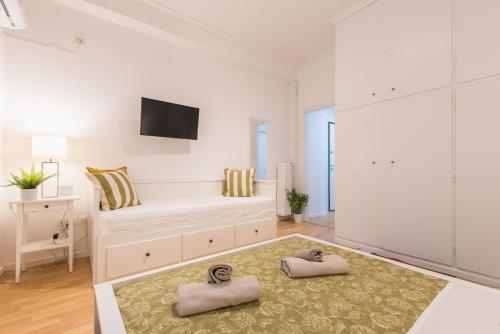 Apartment at Megaro Mousikis station 1bed 2 pers