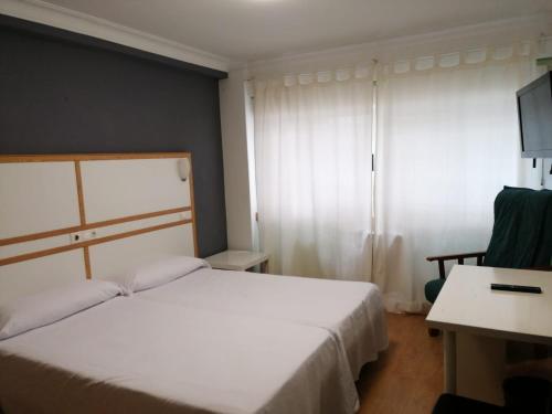 Hostal Mara Room Type - Budget Triple Room