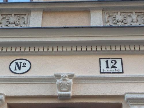 Old Vienna Apartments - image 7