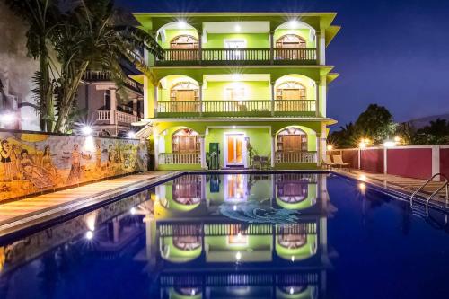 Larios Beach Holidays, Baga