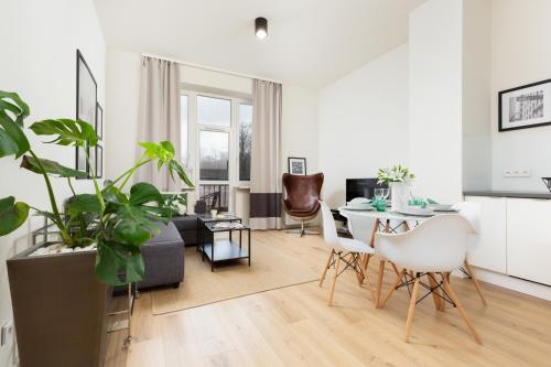 Apartments Warsaw Gagarina by Noclegi Renters, Warsaw (photo 7)