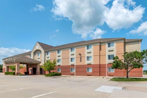 MainStay Suites Emporia