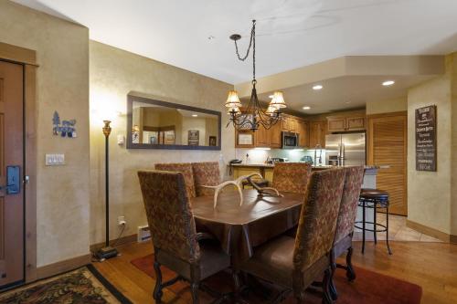 EagleRidge Lodge 201 condo - image 10
