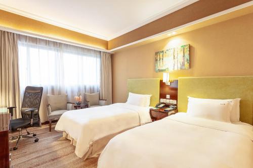 Standard Room image 3