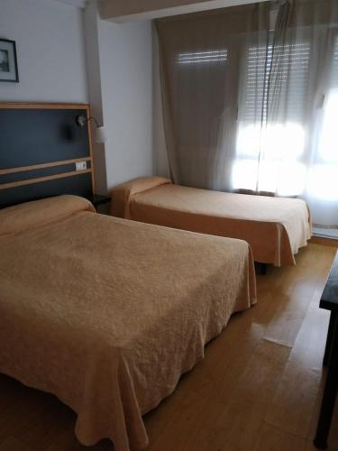 Hostal Mara Room Type - Budget Triple Room