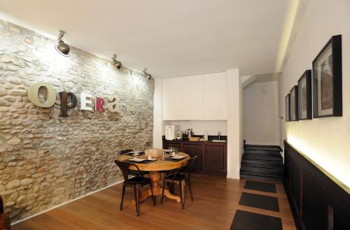 Opera 11 r&b, Parma (fotografie 6)