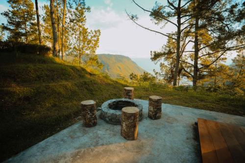 Surrounding environment, Bobocabin Kaldera, Toba in Parapat