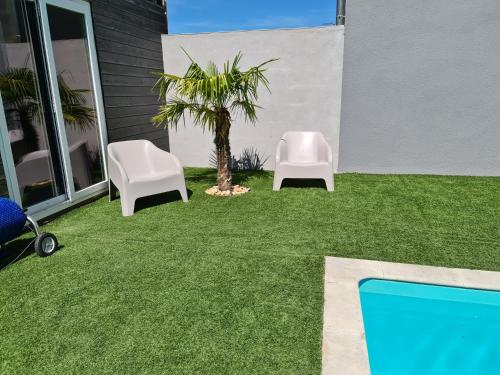 Piscina, Gîte des Vernizeaux (Gite des Vernizeaux) in Le Creusot