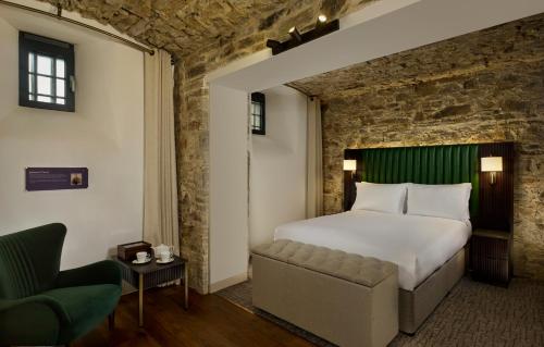 1 double bed