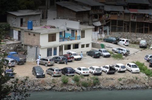 Zahoor Hotel And Restaurant
