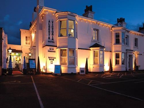 . Albert and Victoria Hotel