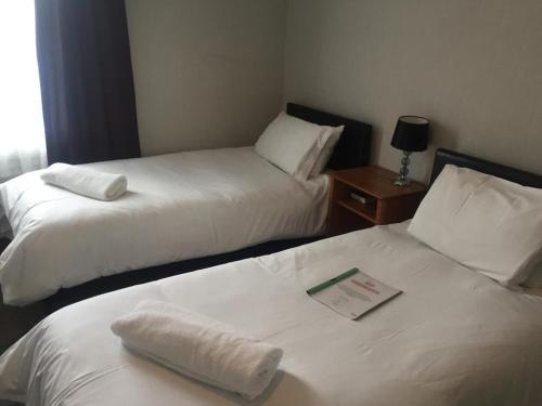Albert and Victoria Hotel Room Type - Standard Twin Room