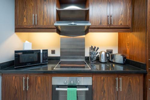 Burj Residence by Radiance Vacation Stays - image 8
