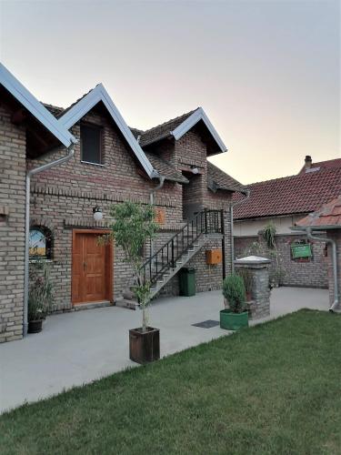 外部景觀, Kućerak X (Kucerak X) in 魯馬