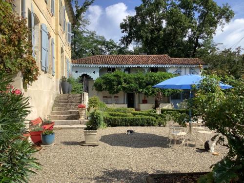 Le Pigeonnaire gîte à louer Serres-Gaston