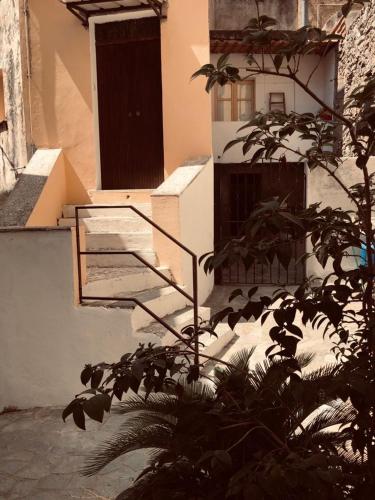 Casa in pieno centro storico x5 persone, nuovamente disponibile dal 22 AGOSTO AL 15 SETTEMBRE gîte à louer San Nicola Arcella