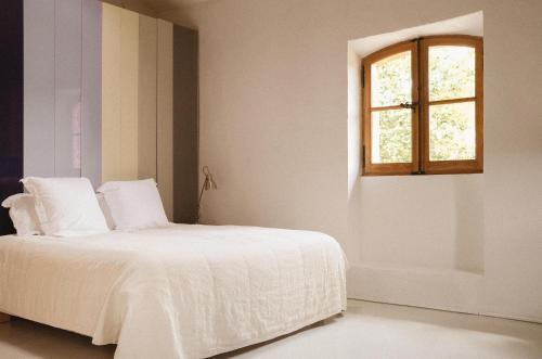 Le Galinier, Lourmarin, an authentic Beaumier Guesthouse