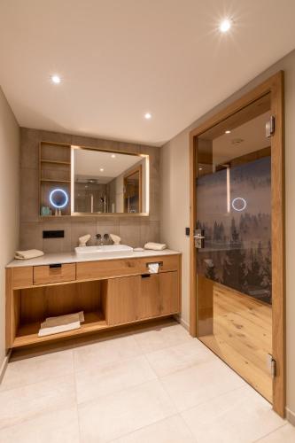 Fürdőszoba, Sackmann Genuss und Spa Resort in Baiersbronn