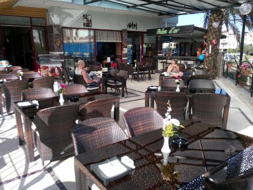 Sailor Apart Hotel - image 3