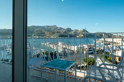 陽台/露台, La Sirena Rooms in 賈爾迪尼奈克索斯市中心