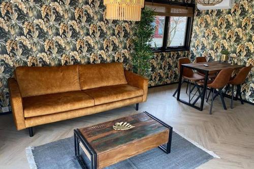 Luxe Veluwse Chalet te huur, Unterkunft in Doornspijk