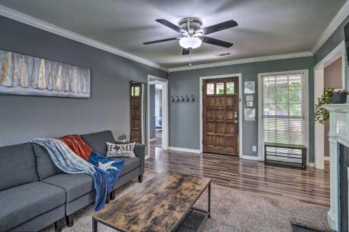 Temple Bungalow with Patio - 1 Mi to Hospital - image 5