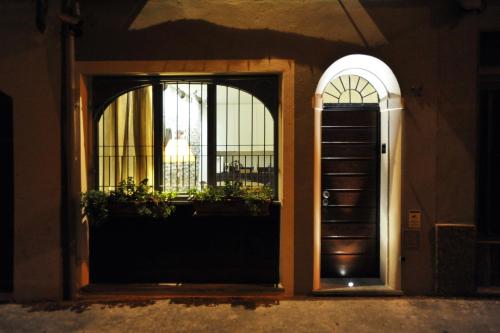 Opera 11 r&b, Parma (fotografie 7)
