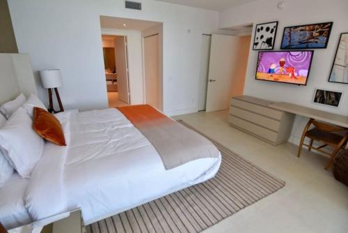 Amazing Oceanfront 3Bed 3 Bath on the Beach - Hyde 1101 - image 14