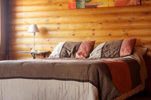 Cabin (2 Adults) image 7