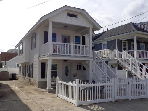 OC814 St. James Place-2nd-Floor - image 7