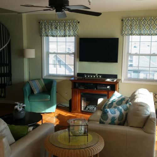 NW2300 New Jersey Ave-301 - image 4