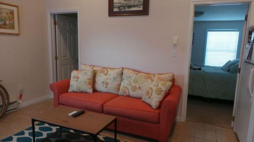 WC8303 Seaview Avenue Unit 3 - image 10