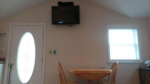 WC8303 Seaview Avenue Unit 3 - image 12