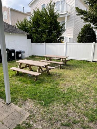 WW322 East Maple Avenue - Unit 2 - image 7