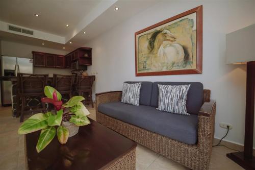 Terrific 2BR 1st Floor Unit is Sure to Please