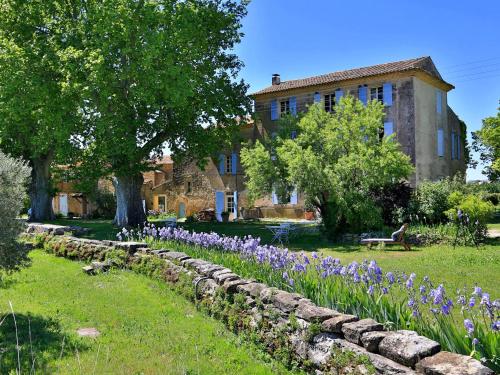 Domaine la Carraire - Accommodation - Lauris