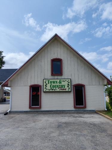 外部景觀, Town and Country INN in 羅哲斯