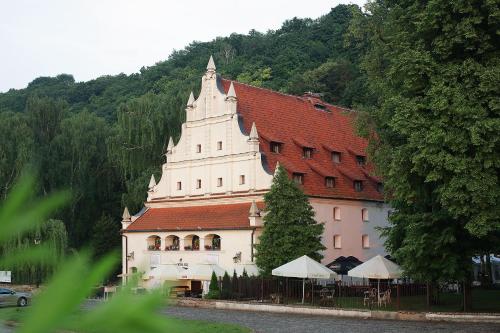 . Spichlerz na Krakowskiej