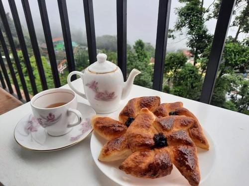 Makanan dan Minuman, Apartemen 4000 m² dengan 6 kamar tidur dan 6 kamar mandi pribadi di Chandraloke (Kalimpong Sunrise-Inn Homestay) in Kalimpong